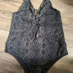 Acacia Maya Sage Python